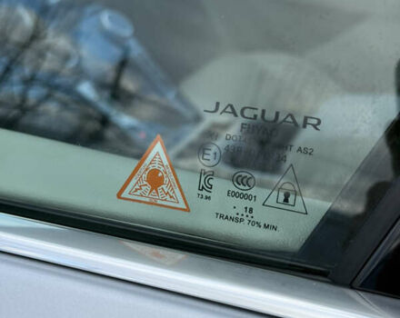 Серый Ягуар I-Pace, объемом двигателя 0 л и пробегом 173 тыс. км за 23499 $, фото 96 на Automoto.ua