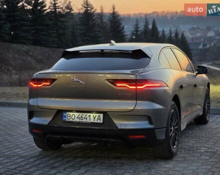 Серый Ягуар I-Pace, объемом двигателя 0 л и пробегом 141 тыс. км за 20499 $, фото 9 на Automoto.ua