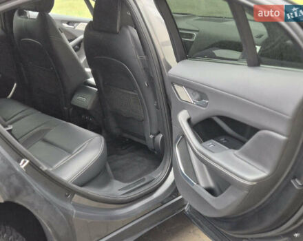 Серый Ягуар I-Pace, объемом двигателя 0 л и пробегом 131 тыс. км за 21700 $, фото 13 на Automoto.ua