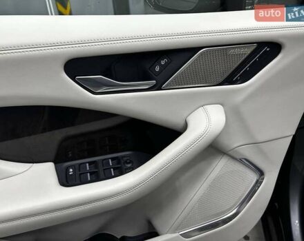 Серый Ягуар I-Pace, объемом двигателя 0 л и пробегом 152 тыс. км за 26000 $, фото 25 на Automoto.ua