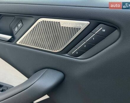Серый Ягуар I-Pace, объемом двигателя 0 л и пробегом 114 тыс. км за 28500 $, фото 17 на Automoto.ua