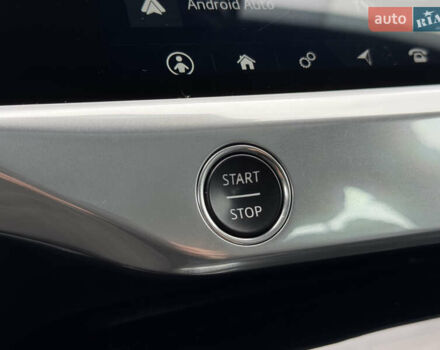 Серый Ягуар I-Pace, объемом двигателя 0 л и пробегом 150 тыс. км за 20900 $, фото 39 на Automoto.ua