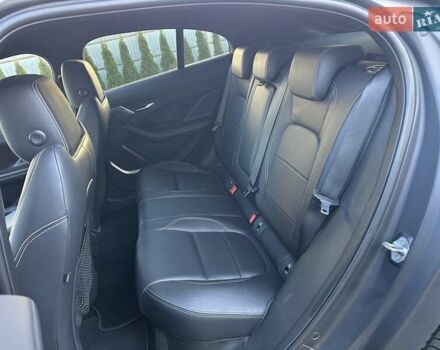 Серый Ягуар I-Pace, объемом двигателя 0 л и пробегом 94 тыс. км за 25900 $, фото 65 на Automoto.ua