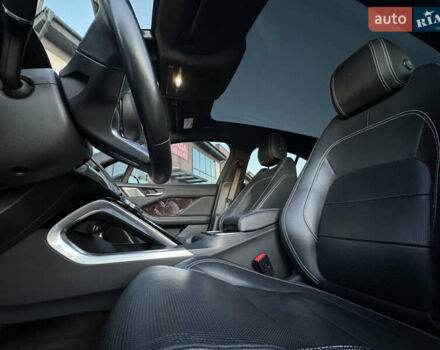 Серый Ягуар I-Pace, объемом двигателя 0 л и пробегом 123 тыс. км за 26500 $, фото 64 на Automoto.ua