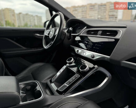 Серый Ягуар I-Pace, объемом двигателя 0 л и пробегом 150 тыс. км за 20900 $, фото 47 на Automoto.ua