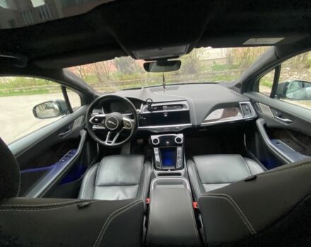 Серый Ягуар I-Pace, объемом двигателя 0 л и пробегом 125 тыс. км за 29681 $, фото 22 на Automoto.ua