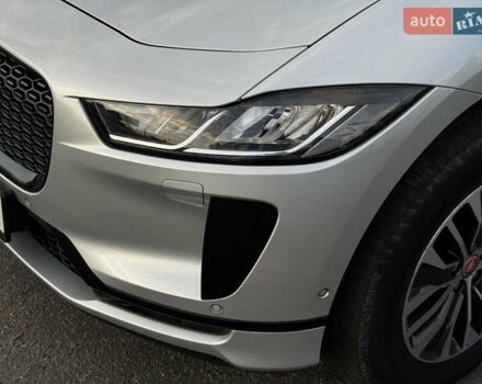 Серый Ягуар I-Pace, объемом двигателя 0 л и пробегом 209 тыс. км за 20900 $, фото 19 на Automoto.ua