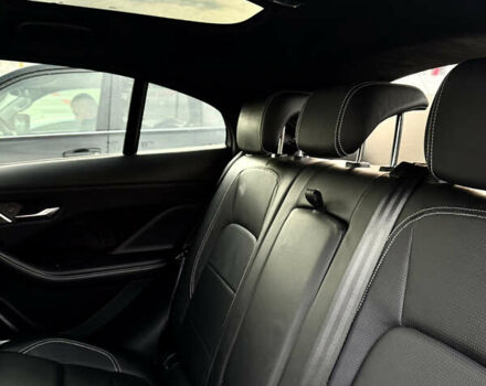 Серый Ягуар I-Pace, объемом двигателя 0 л и пробегом 122 тыс. км за 24500 $, фото 7 на Automoto.ua