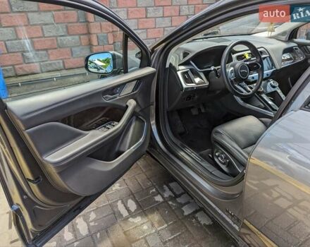 Серый Ягуар I-Pace, объемом двигателя 0 л и пробегом 72 тыс. км за 29499 $, фото 15 на Automoto.ua
