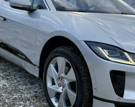Серый Ягуар I-Pace, объемом двигателя 0 л и пробегом 173 тыс. км за 23499 $, фото 118 на Automoto.ua