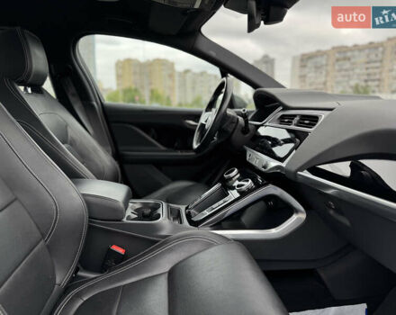 Серый Ягуар I-Pace, объемом двигателя 0 л и пробегом 150 тыс. км за 20900 $, фото 46 на Automoto.ua