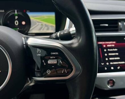 Серый Ягуар I-Pace, объемом двигателя 0 л и пробегом 114 тыс. км за 28500 $, фото 35 на Automoto.ua