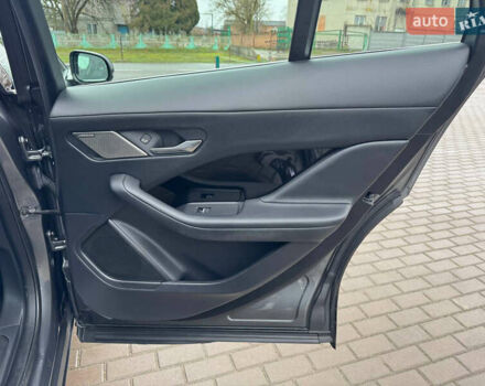 Серый Ягуар I-Pace, объемом двигателя 0 л и пробегом 149 тыс. км за 22978 $, фото 56 на Automoto.ua