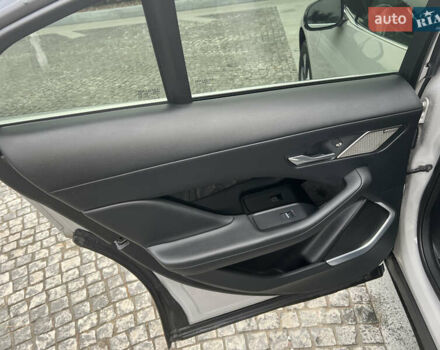 Серый Ягуар I-Pace, объемом двигателя 0 л и пробегом 49 тыс. км за 28300 $, фото 14 на Automoto.ua