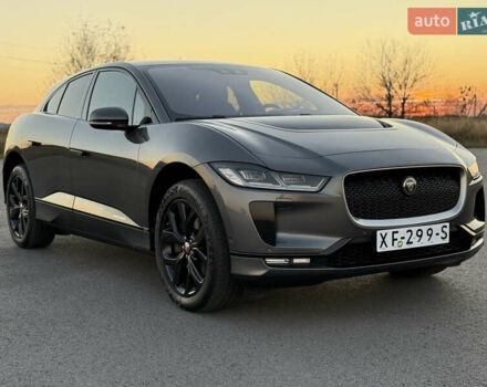 Серый Ягуар I-Pace, объемом двигателя 0 л и пробегом 172 тыс. км за 20500 $, фото 4 на Automoto.ua