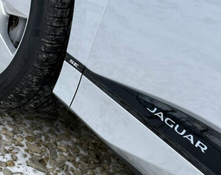 Серый Ягуар I-Pace, объемом двигателя 0 л и пробегом 173 тыс. км за 23499 $, фото 98 на Automoto.ua