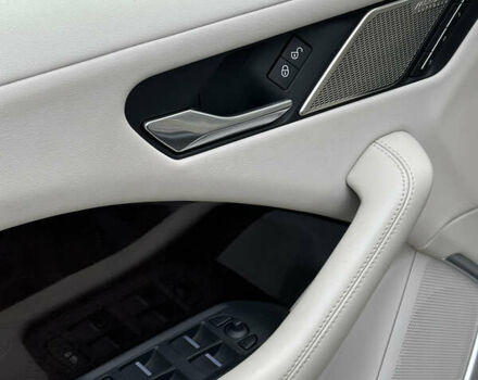 Серый Ягуар I-Pace, объемом двигателя 0 л и пробегом 122 тыс. км за 24800 $, фото 34 на Automoto.ua