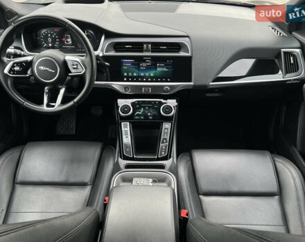 Серый Ягуар I-Pace, объемом двигателя 0 л и пробегом 85 тыс. км за 22852 $, фото 19 на Automoto.ua