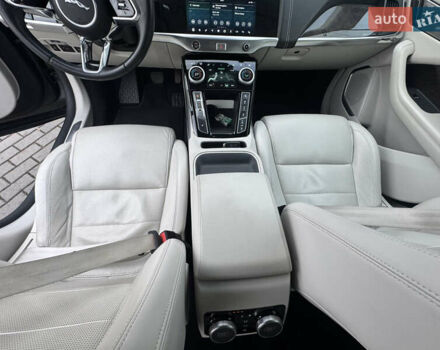 Сірий Ягуар I-Pace, об'ємом двигуна 0 л та пробігом 130 тис. км за 23999 $, фото 63 на Automoto.ua