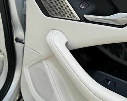 Серый Ягуар I-Pace, объемом двигателя 0 л и пробегом 169 тыс. км за 24999 $, фото 13 на Automoto.ua