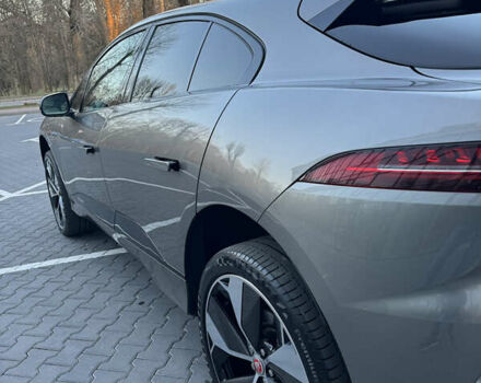 Серый Ягуар I-Pace, объемом двигателя 0 л и пробегом 71 тыс. км за 33300 $, фото 1 на Automoto.ua