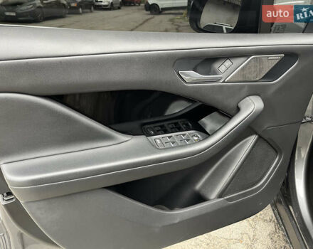 Сірий Ягуар I-Pace, об'ємом двигуна 0 л та пробігом 105 тис. км за 25900 $, фото 7 на Automoto.ua
