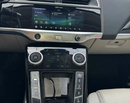 Серый Ягуар I-Pace, объемом двигателя 0 л и пробегом 143 тыс. км за 25500 $, фото 20 на Automoto.ua