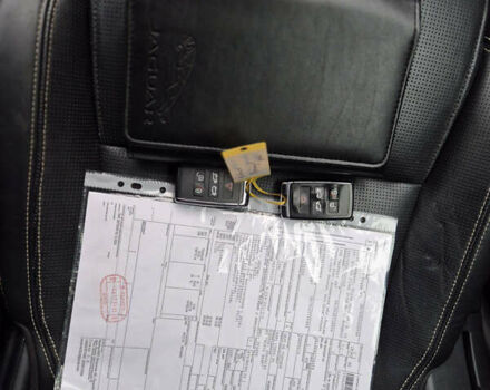 Серый Ягуар I-Pace, объемом двигателя 0 л и пробегом 131 тыс. км за 21700 $, фото 19 на Automoto.ua