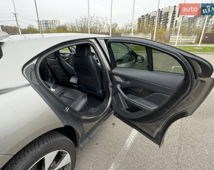 Серый Ягуар I-Pace, объемом двигателя 0 л и пробегом 118 тыс. км за 23000 $, фото 15 на Automoto.ua