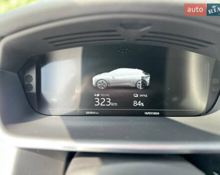 Серый Ягуар I-Pace, объемом двигателя 0 л и пробегом 90 тыс. км за 28300 $, фото 50 на Automoto.ua