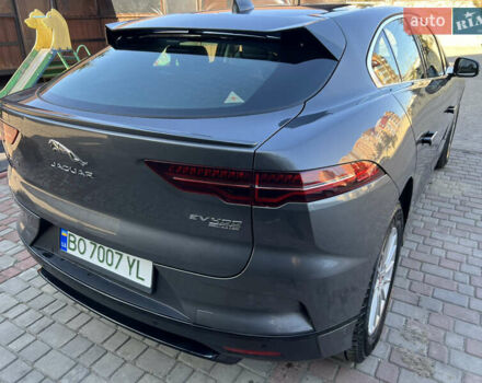 Серый Ягуар I-Pace, объемом двигателя 0 л и пробегом 132 тыс. км за 19999 $, фото 5 на Automoto.ua