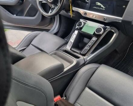 Серый Ягуар I-Pace, объемом двигателя 0 л и пробегом 89 тыс. км за 22700 $, фото 21 на Automoto.ua