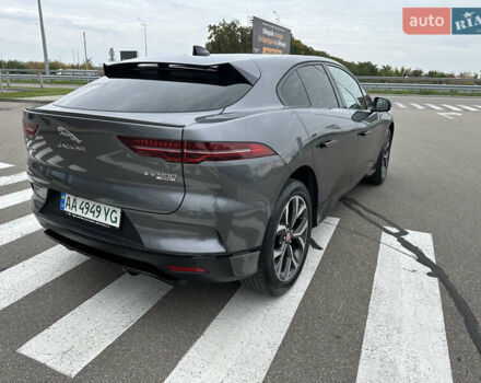Серый Ягуар I-Pace, объемом двигателя 0 л и пробегом 94 тыс. км за 25490 $, фото 5 на Automoto.ua