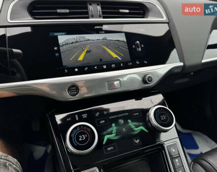 Серый Ягуар I-Pace, объемом двигателя 0 л и пробегом 150 тыс. км за 20900 $, фото 2 на Automoto.ua