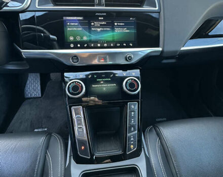 Серый Ягуар I-Pace, объемом двигателя 0 л и пробегом 107 тыс. км за 22000 $, фото 12 на Automoto.ua
