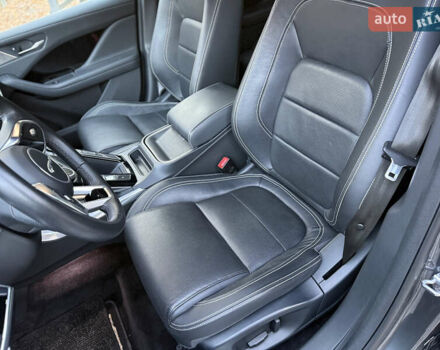 Серый Ягуар I-Pace, объемом двигателя 0 л и пробегом 172 тыс. км за 20500 $, фото 25 на Automoto.ua
