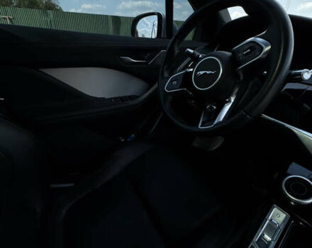 Серый Ягуар I-Pace, объемом двигателя 0 л и пробегом 212 тыс. км за 20500 $, фото 13 на Automoto.ua