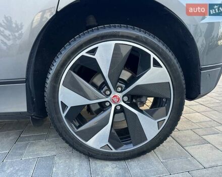 Серый Ягуар I-Pace, объемом двигателя 0 л и пробегом 94 тыс. км за 25900 $, фото 89 на Automoto.ua
