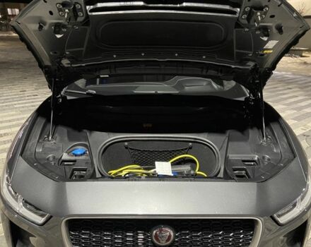 Серый Ягуар I-Pace, объемом двигателя 0 л и пробегом 125 тыс. км за 29681 $, фото 5 на Automoto.ua