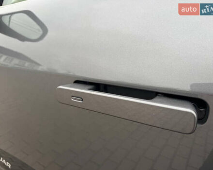 Серый Ягуар I-Pace, объемом двигателя 0 л и пробегом 149 тыс. км за 22978 $, фото 25 на Automoto.ua