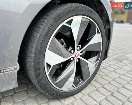 Серый Ягуар I-Pace, объемом двигателя 0 л и пробегом 90 тыс. км за 28300 $, фото 26 на Automoto.ua