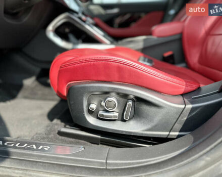 Серый Ягуар I-Pace, объемом двигателя 0 л и пробегом 90 тыс. км за 28300 $, фото 46 на Automoto.ua
