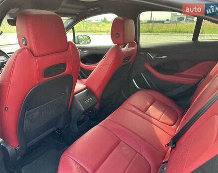 Серый Ягуар I-Pace, объемом двигателя 0 л и пробегом 90 тыс. км за 28300 $, фото 28 на Automoto.ua