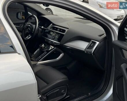 Серый Ягуар I-Pace, объемом двигателя 0 л и пробегом 209 тыс. км за 20900 $, фото 59 на Automoto.ua