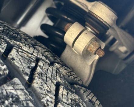 Серый Ягуар I-Pace, объемом двигателя 0 л и пробегом 173 тыс. км за 23499 $, фото 2 на Automoto.ua