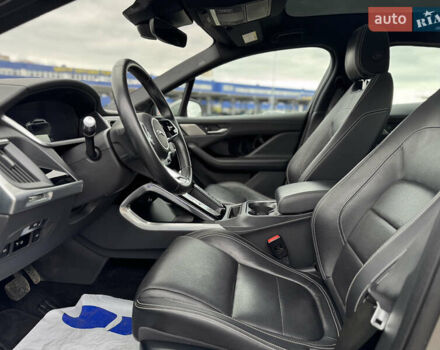 Серый Ягуар I-Pace, объемом двигателя 0 л и пробегом 150 тыс. км за 20900 $, фото 28 на Automoto.ua