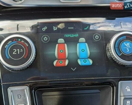 Серый Ягуар I-Pace, объемом двигателя 0 л и пробегом 72 тыс. км за 29499 $, фото 37 на Automoto.ua