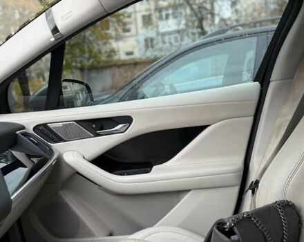 Серый Ягуар I-Pace, объемом двигателя 0 л и пробегом 102 тыс. км за 22500 $, фото 9 на Automoto.ua