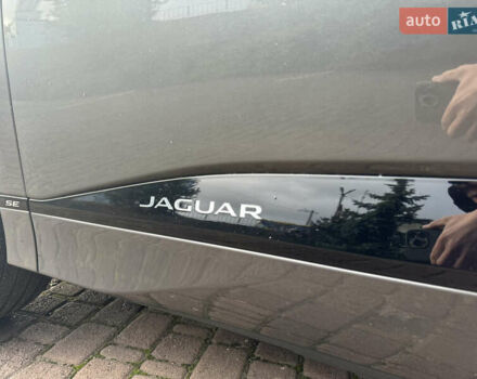 Серый Ягуар I-Pace, объемом двигателя 0 л и пробегом 86 тыс. км за 23599 $, фото 16 на Automoto.ua