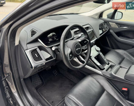 Серый Ягуар I-Pace, объемом двигателя 0 л и пробегом 148 тыс. км за 23499 $, фото 39 на Automoto.ua